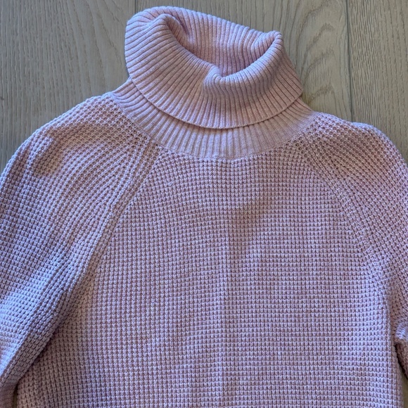 J. Crew Mercantile Baby Pink Waffle Knit Turtleneck - XS - Picture 3 of 4